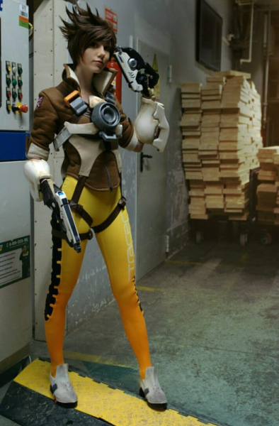 Косплей Tracer почти идеален
